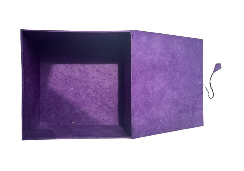 Подарочная коробка с символом Инь Ян 22&times;22&times;12 см фиолетовый rao412BYY22vl фото