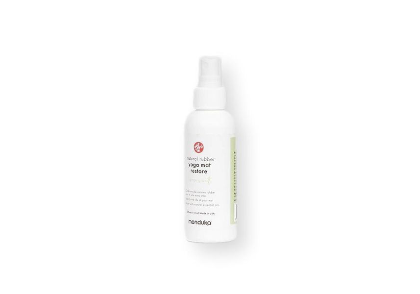 Универсальный спрей для йога мата Manduka Natural Rubber Restore Gingergrass 227 мл 569028000 фото