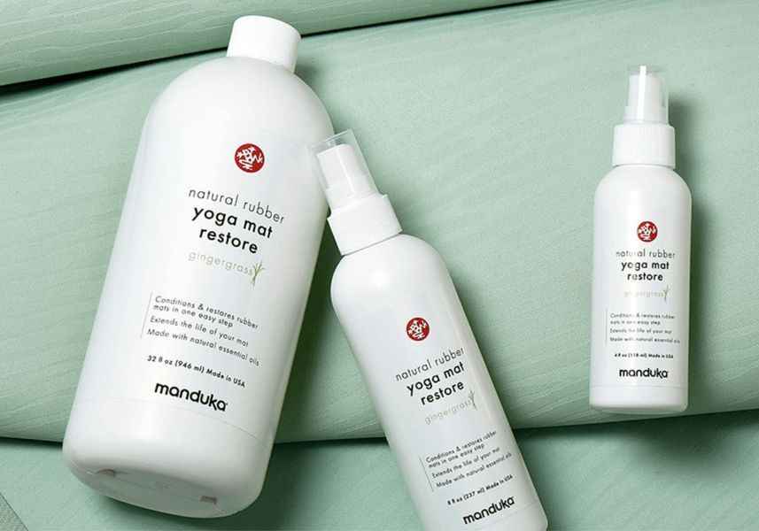 Универсальный спрей для йога мата Manduka Natural Rubber Restore Gingergrass 227 мл 569028000 фото