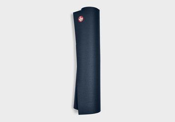 Килимок для йоги Manduka PRO Midnight 180x66x0.6 см 111011030 фото