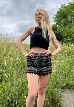 Жіночі шорти з помпонами Elephant RAO WEAR S-M чорний rw400EblkS фото