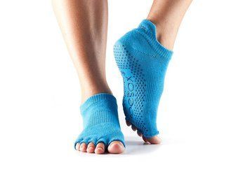 Шкарпетки для йоги та пілатесу ToeSox Half Toe Low Rise Grip Skydiver М (39-42.5) TSHTLRGSkydiverM фото