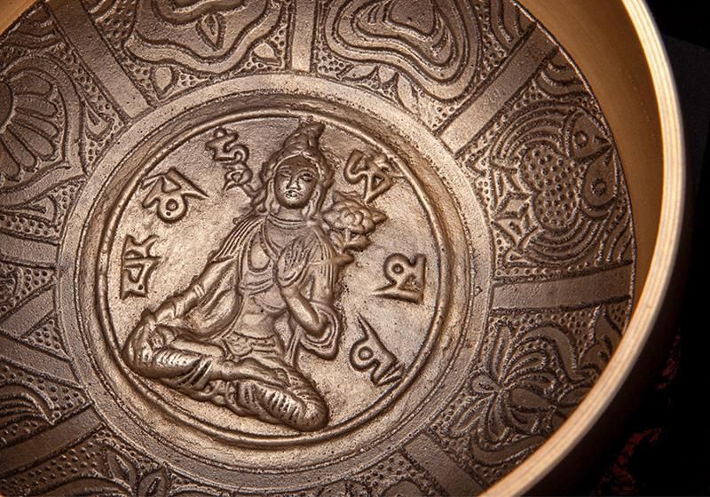 Тибетська співаюча чаша з гравіюванням TARA від Bodhi (D 14 см) KS14B фото