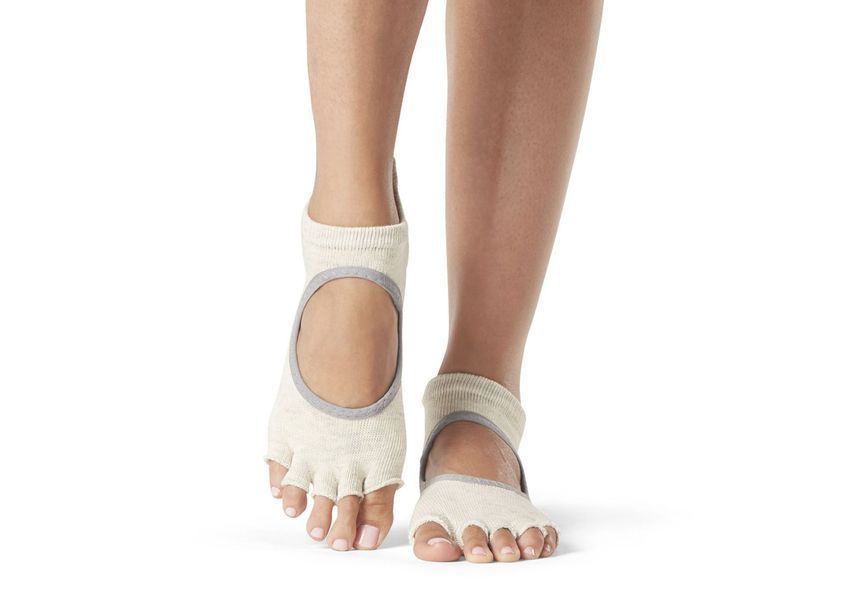 Носки для йоги ToeSox HalfToe Bellarina Grip Oatmeal S (36-38.5) 841090151636 фото
